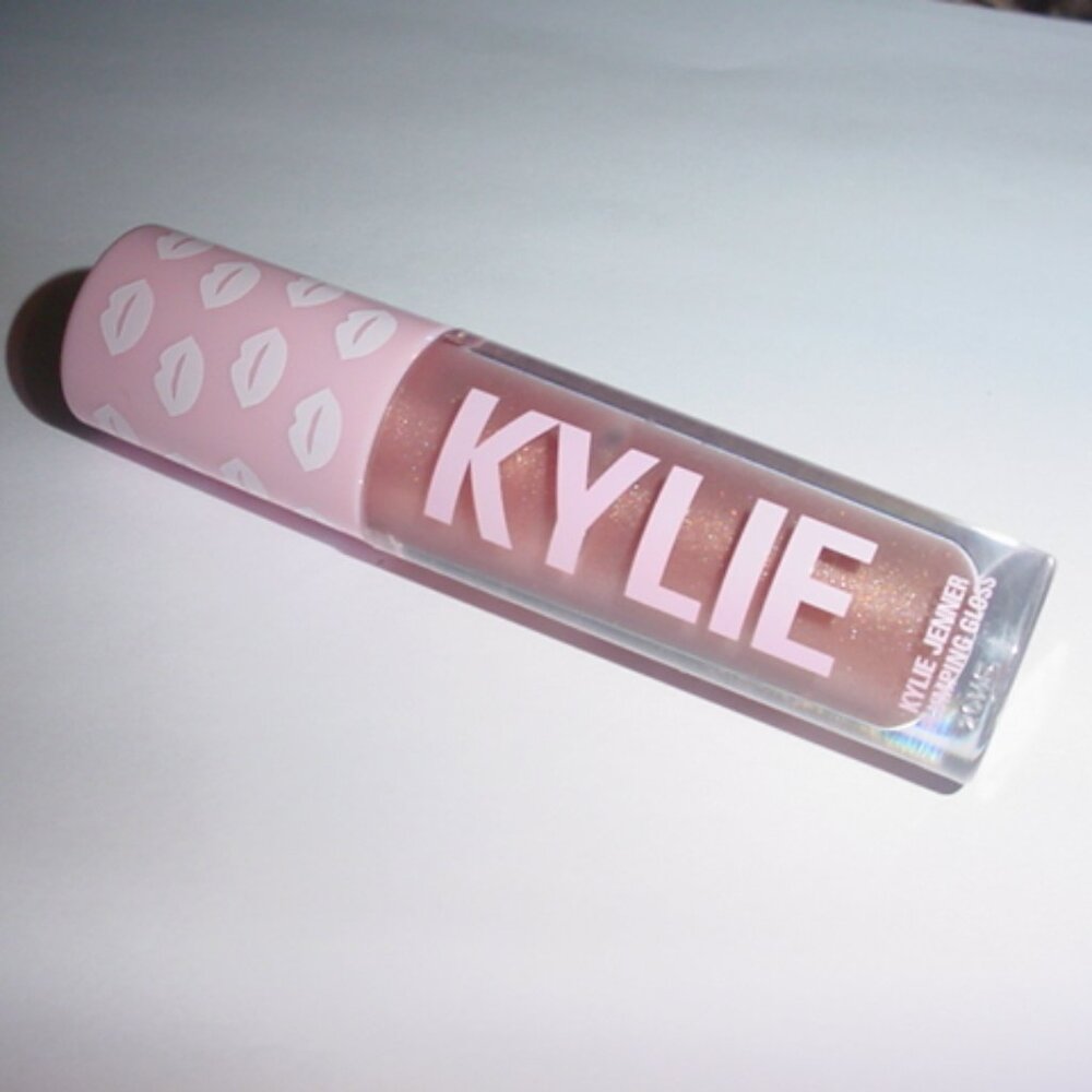 KYLIE New Plumping Lip Gloss MOODY QUEEN